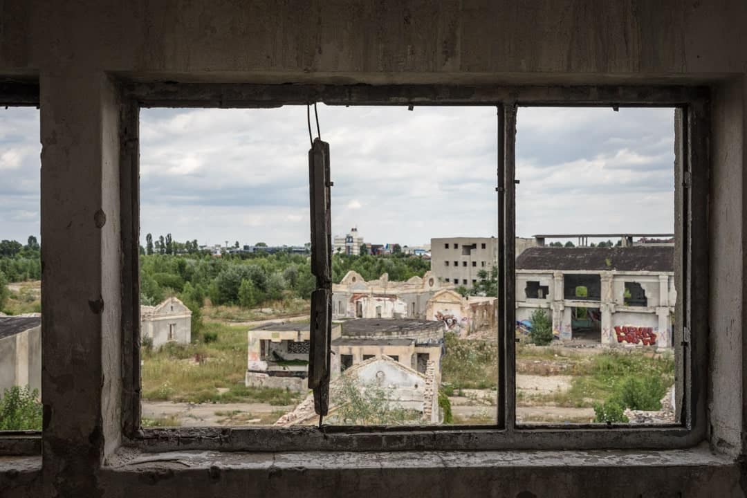 Bucharest Beautiful Decay Tour