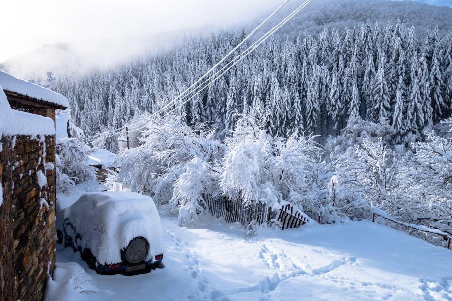 Snow Kosovo Houses Bulgaria