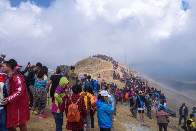 Changbaishan China Crowds