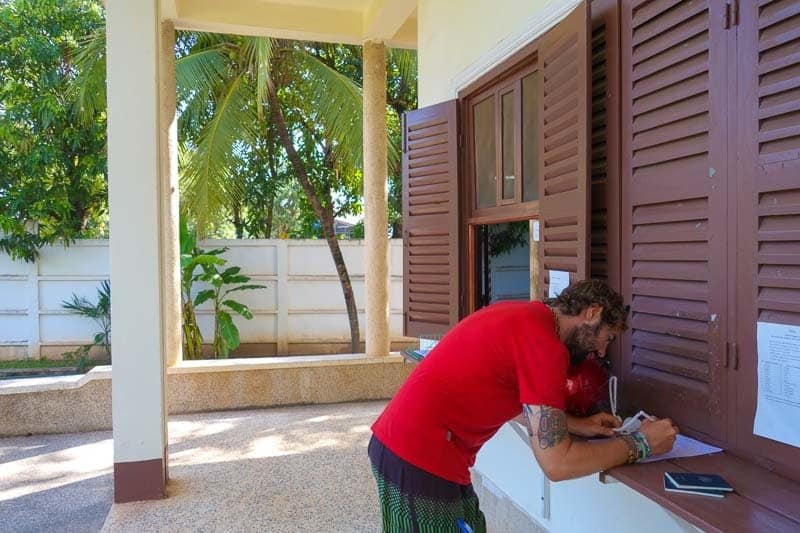 Jazza Filling Out The Forms. No Crowds.