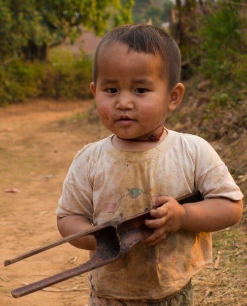 Cheeky Kid Hsipaw Trekking