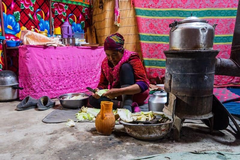 Trekking Karakul Lake Mutzagh Ata Karakoram Highway
