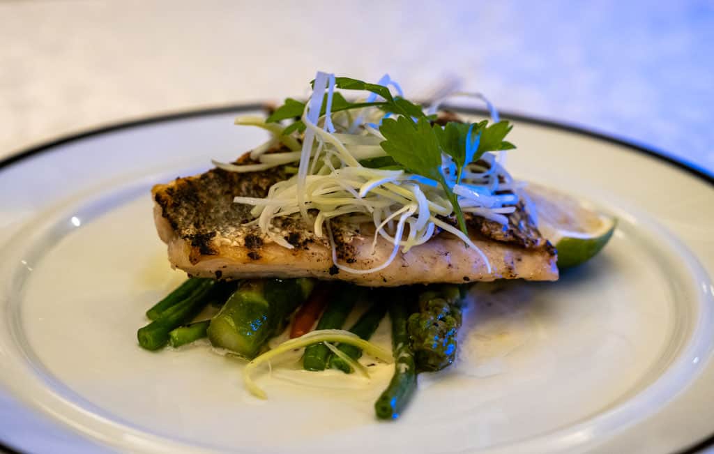 Tuna Steak Islanders Grill