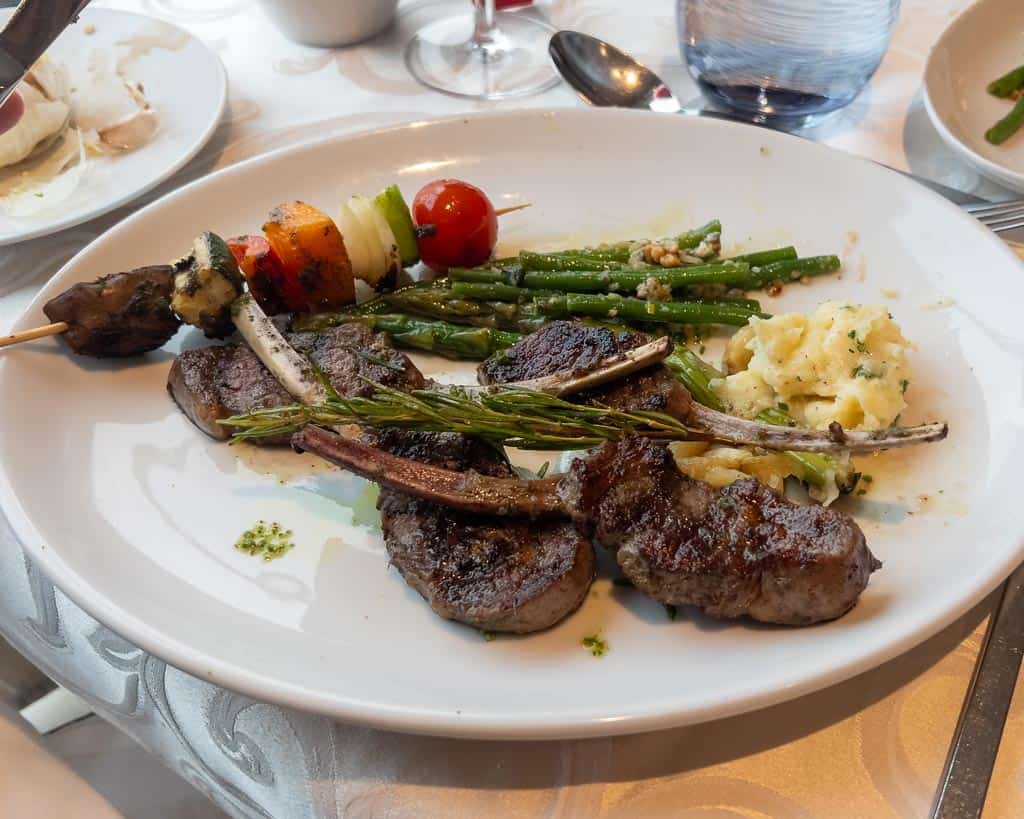 Food On Greg Mortimer 7