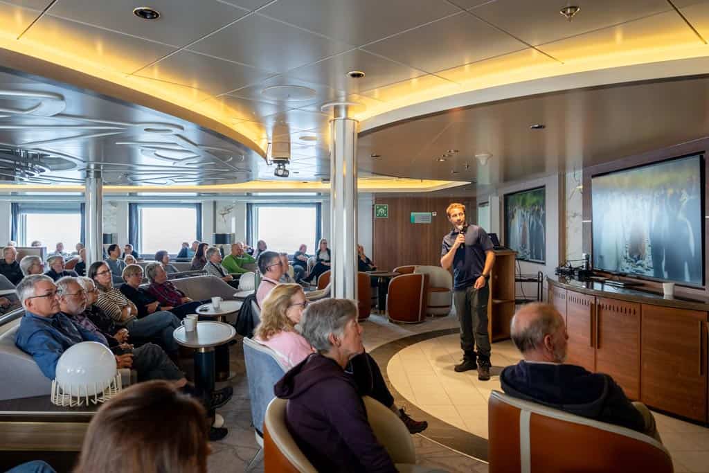 Jarryd Giving Photography Workshop