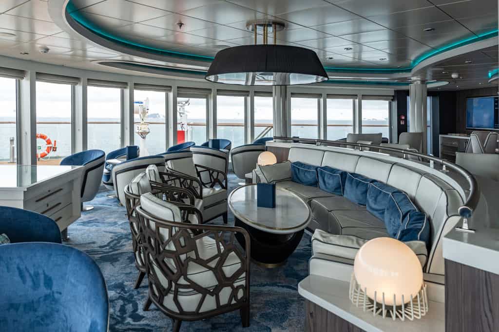 Observation Bar Sylvia Earle