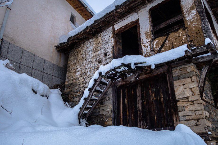 Kosovo Houses Bulgaria
