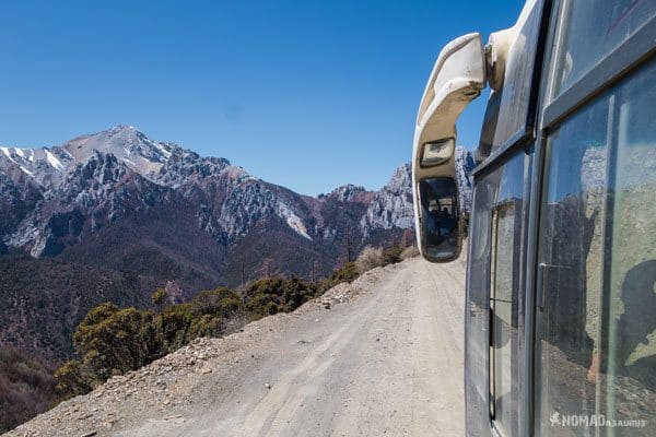 Xiangcheng Road Views Bus Tibet Overland Route Shangri La To Chengdu Kham Province Travel