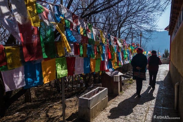 Walking Prayer Flags Tibet Overland Route Shangri La To Chengdu Kham Province Travel