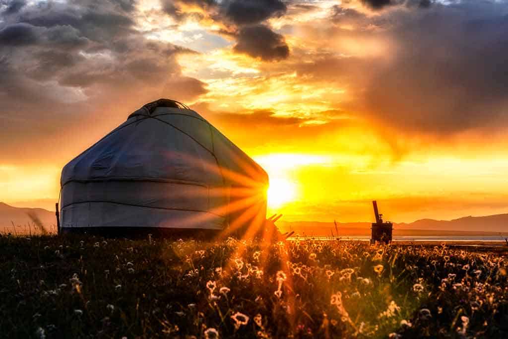 Son Kul Yurt Sunset Things To Do In Kyrgyzstan