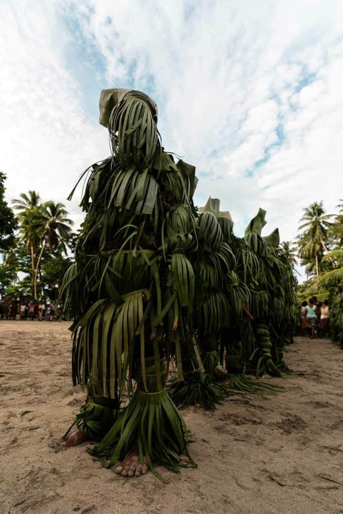 Mwako Mwako Costumes Wogasia